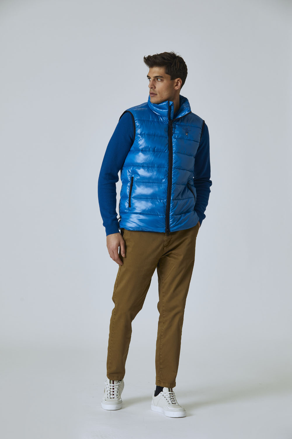 detail Vesta gilet 222AB2030CT3011