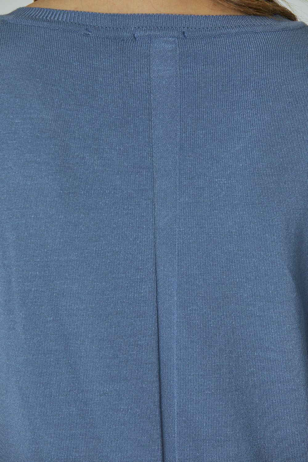 detail Svetr maglione scollo v 222MA1414DL477