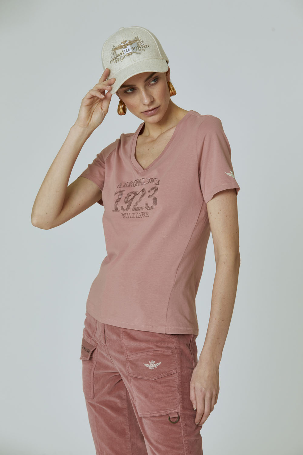 detail Tričko t-shirt scollo v 222TS2042DJ496