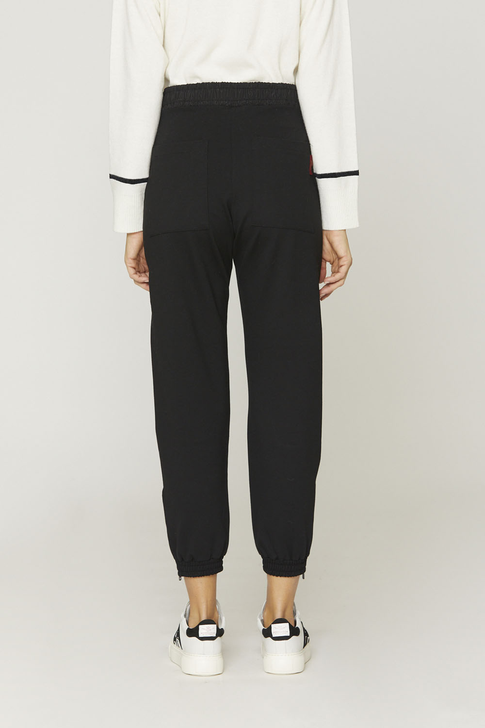 detail Kalhoty pantalone felpa 232PF903DF523