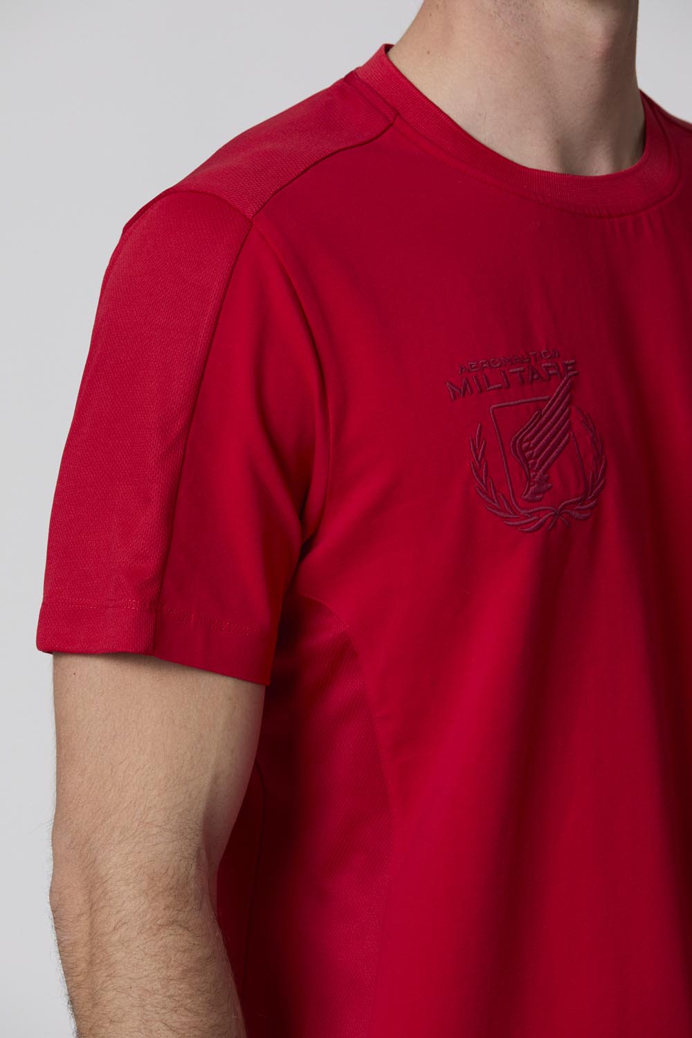 detail Tričko t-shirt m.c. 251TS2380J674