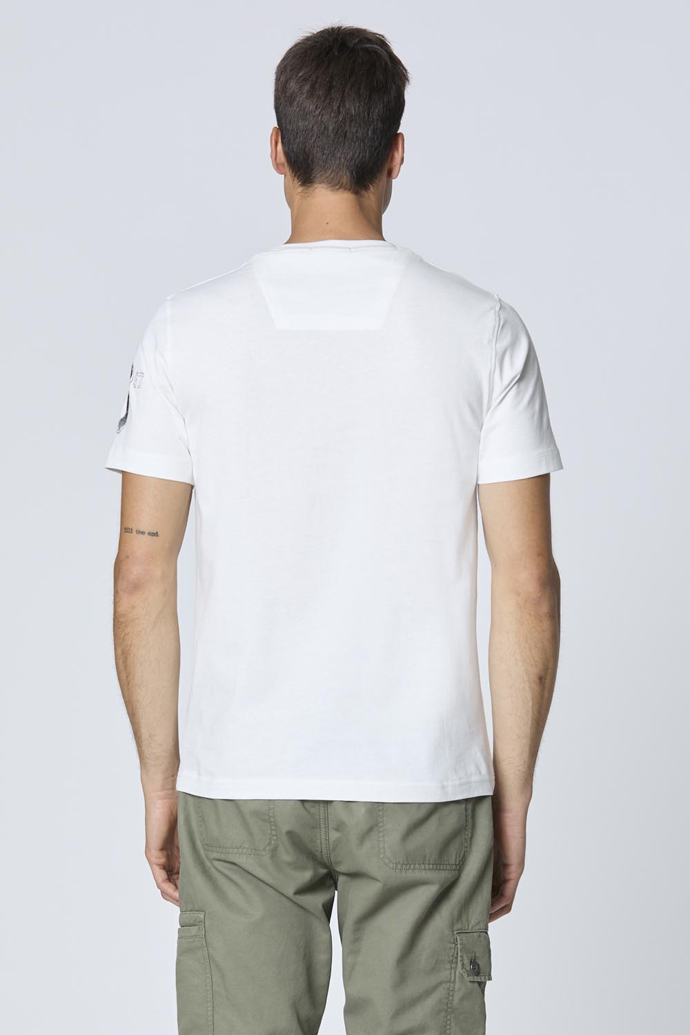detail Tričko t-shirt m.c. 251TS2406J641