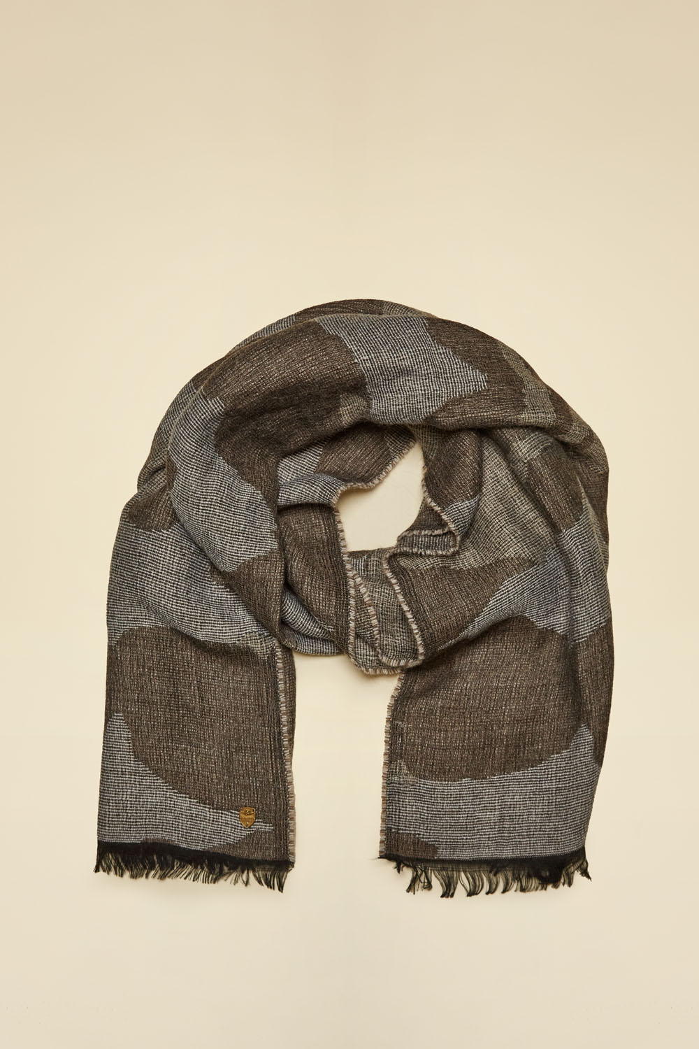 detail Šála sciarpa 252SH1166DL00920