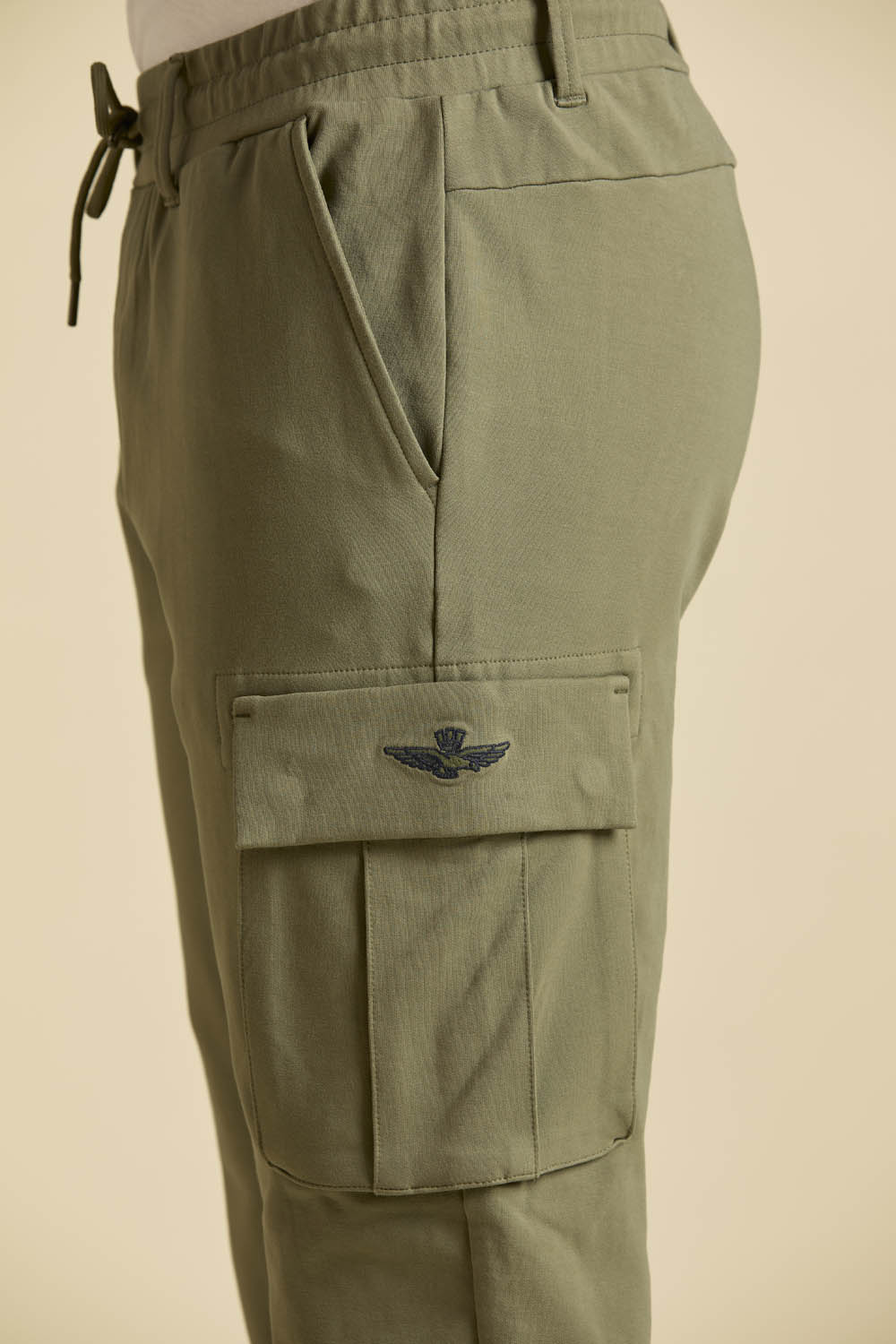 detail Kalhoty pantaloni 261PF1020UF00674