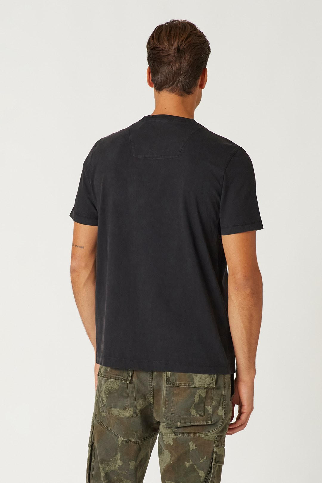 detail Tričko t-shirt m.c. 222TS2045J563