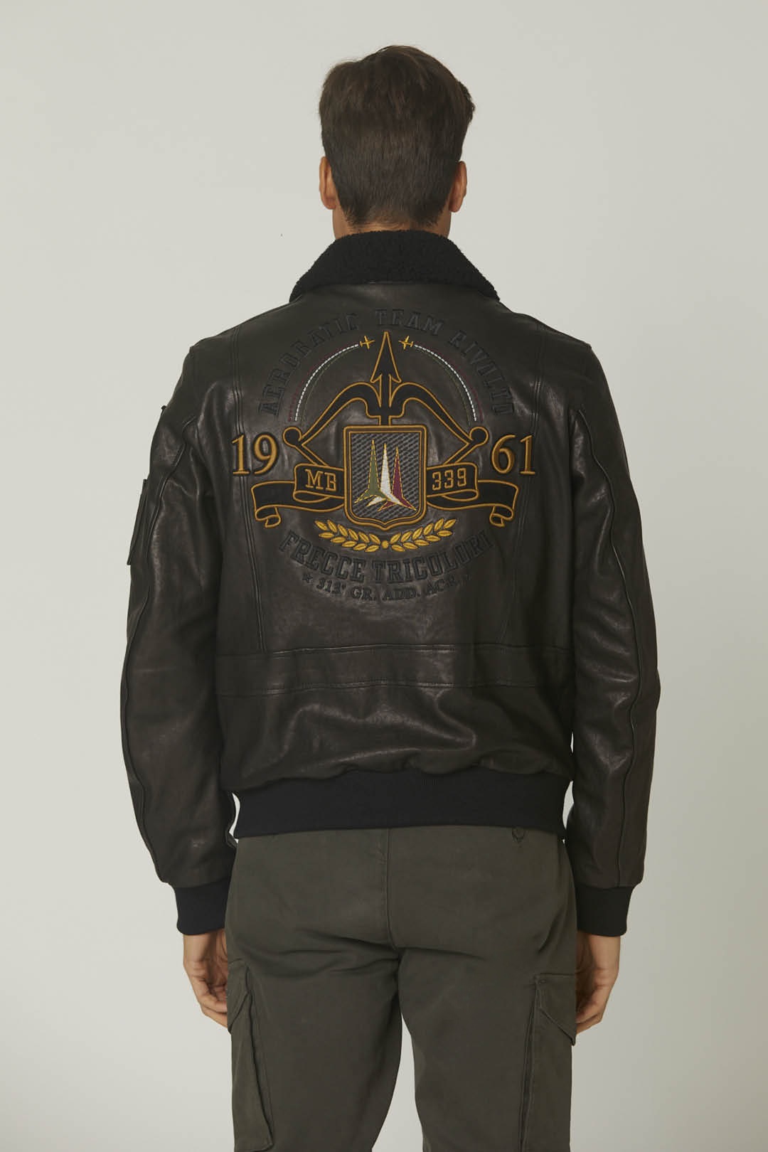 detail Bunda giubbotto 232PN935PL147