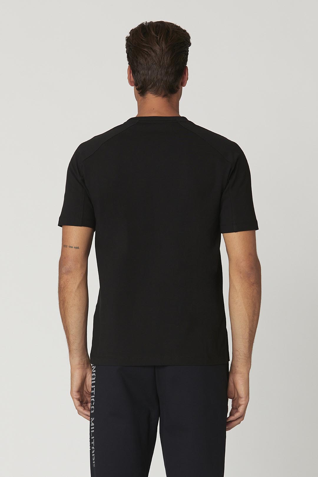 detail Tričko t-shirt m.c. 232TS2149J612