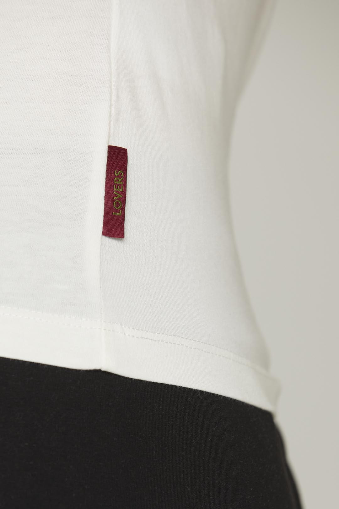 detail Tričko t-shirt m.c. 232TS2164DJ496