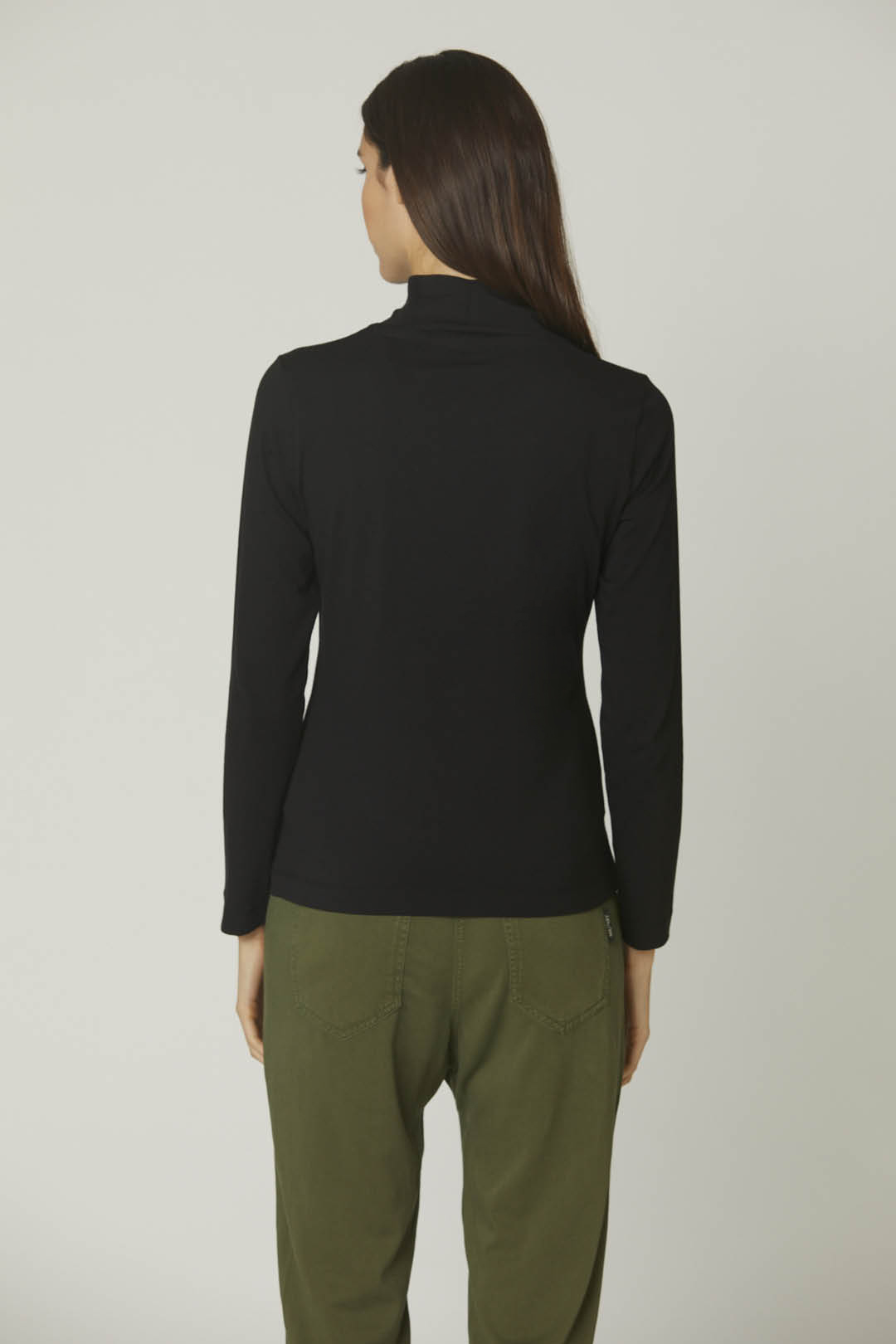 detail Tričko t-shirt m.l. 232TS2176DJ570
