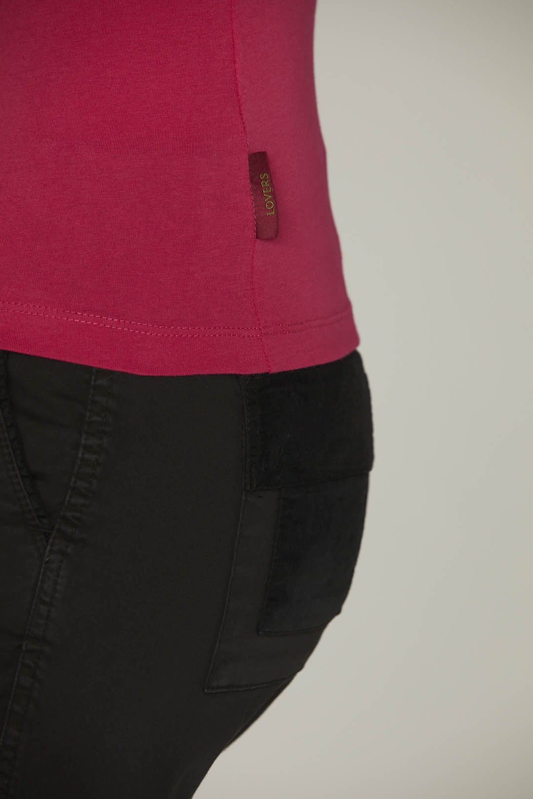 detail Tričko t-shirt m.l. 232TS2189DJ496