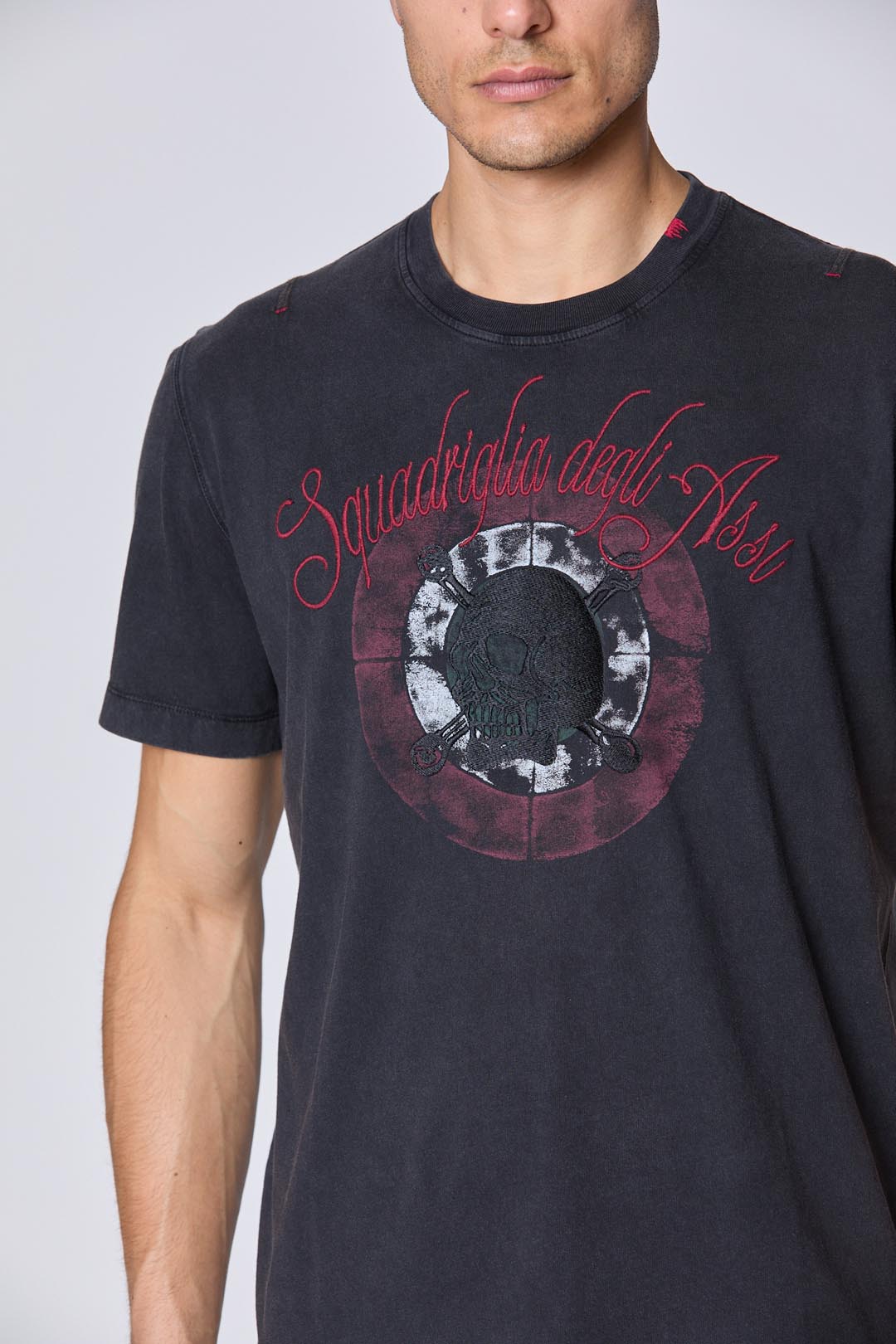 detail Tričko t-shirt m.c. 242TS2210J615