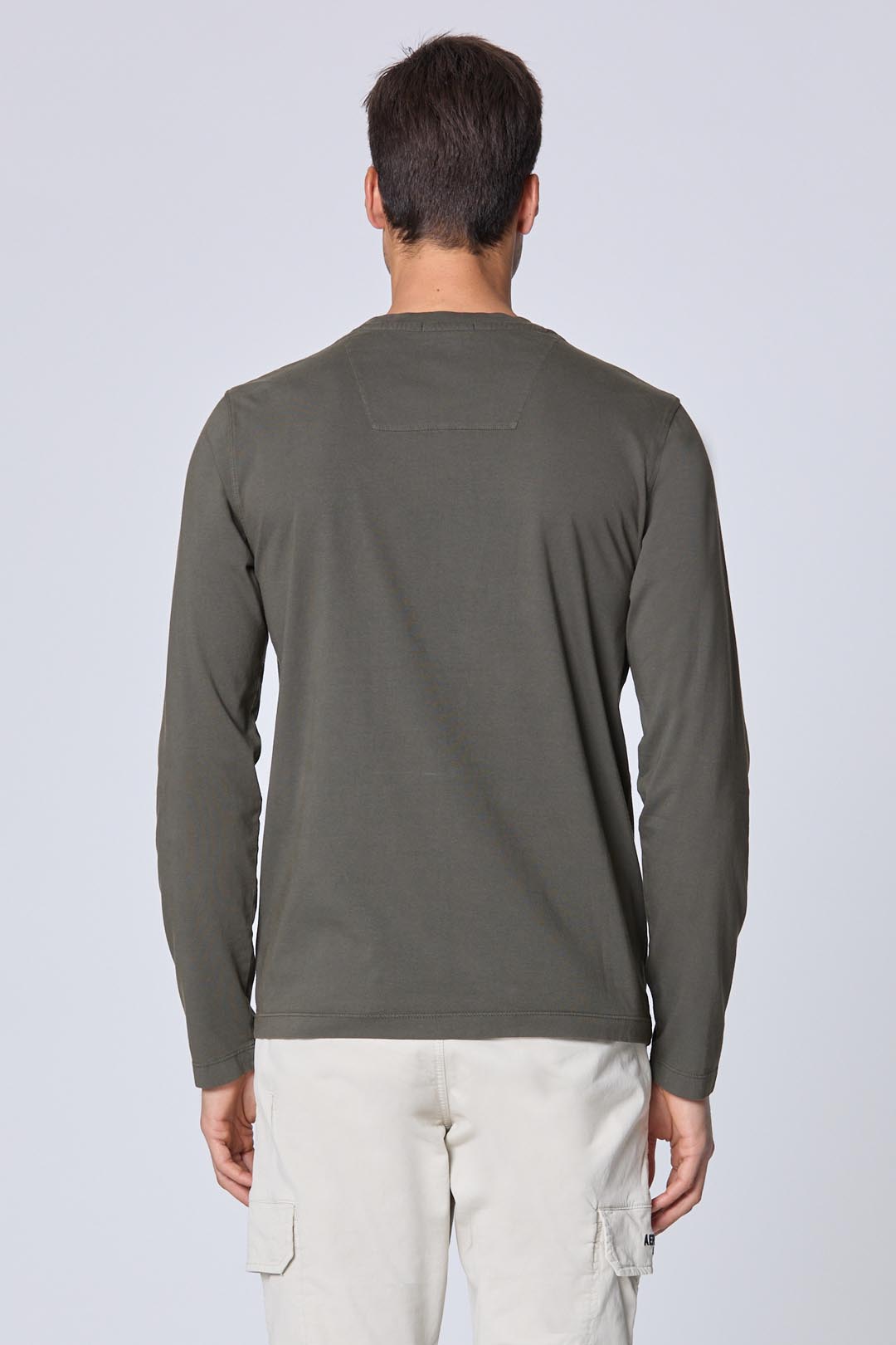 detail Tričko t-shirt m.l. 242TS2313J633