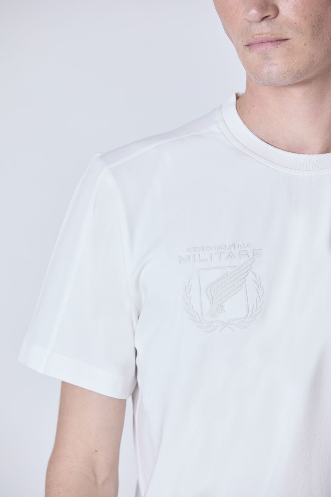 detail Tričko t-shirt m.c. 251TS2380J674